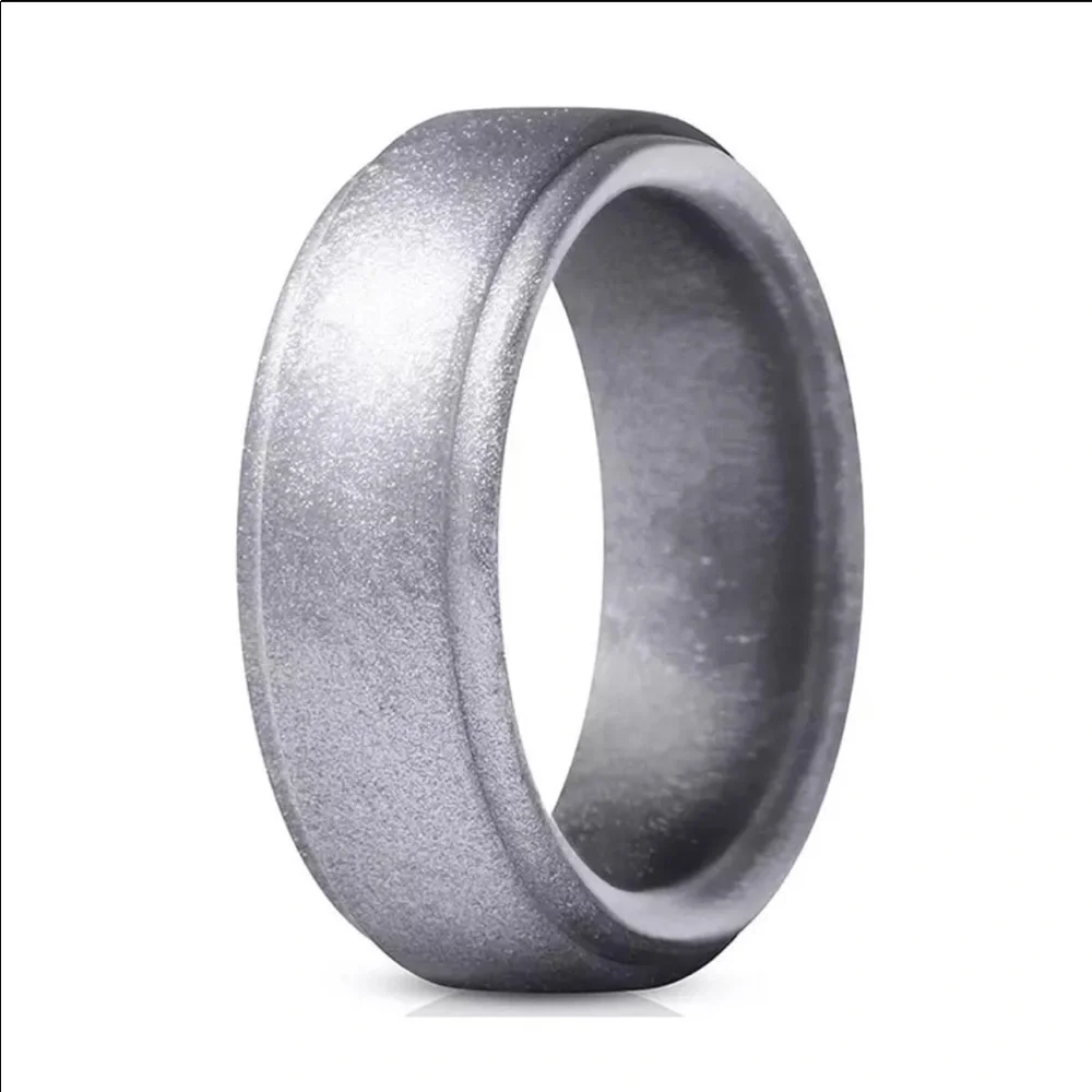 REI Black Silver Silicone Active Wear Rubber Ribbed Rim Ring
